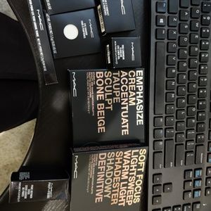 Lot of Mac pro make up